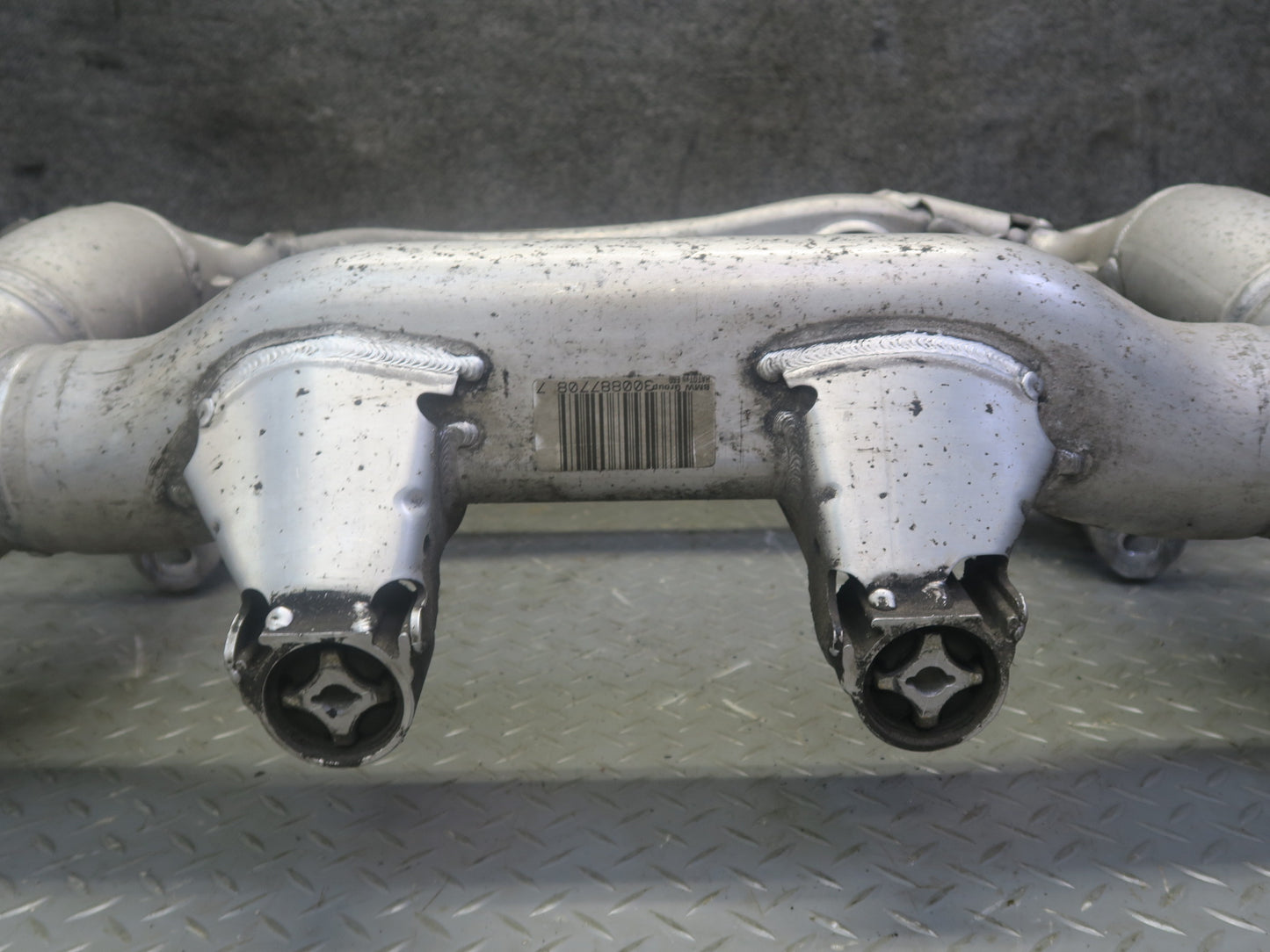 2006-2010 BMW E63 E64 M6 Rear Subframe Crossmember Cradle Axle Carrier