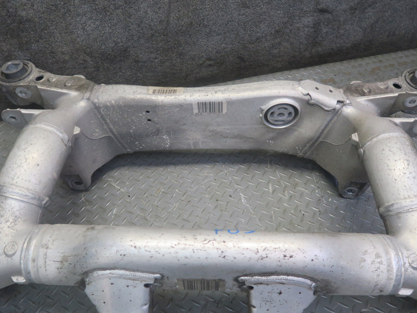 2006-2010 BMW E63 E64 M6 Rear Subframe Crossmember Cradle Axle Carrier