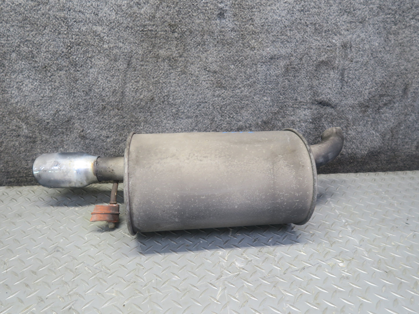 02-05 Ford Thunderbird Set of 2 Rear Left & Right Exhaust Muffler w Tips OEM