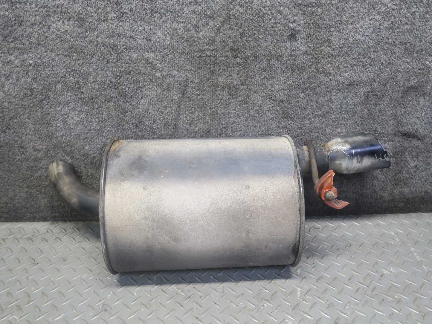 02-05 Ford Thunderbird Set of 2 Rear Left & Right Exhaust Muffler w Tips OEM