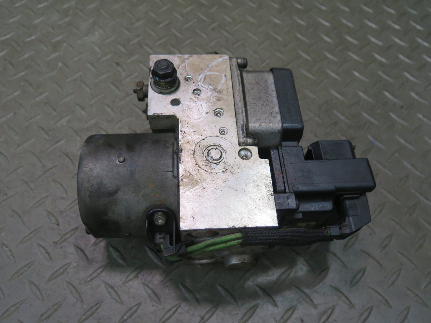 2003-2007 Hummer H2 Anti Lock Brake ABS Pump Module