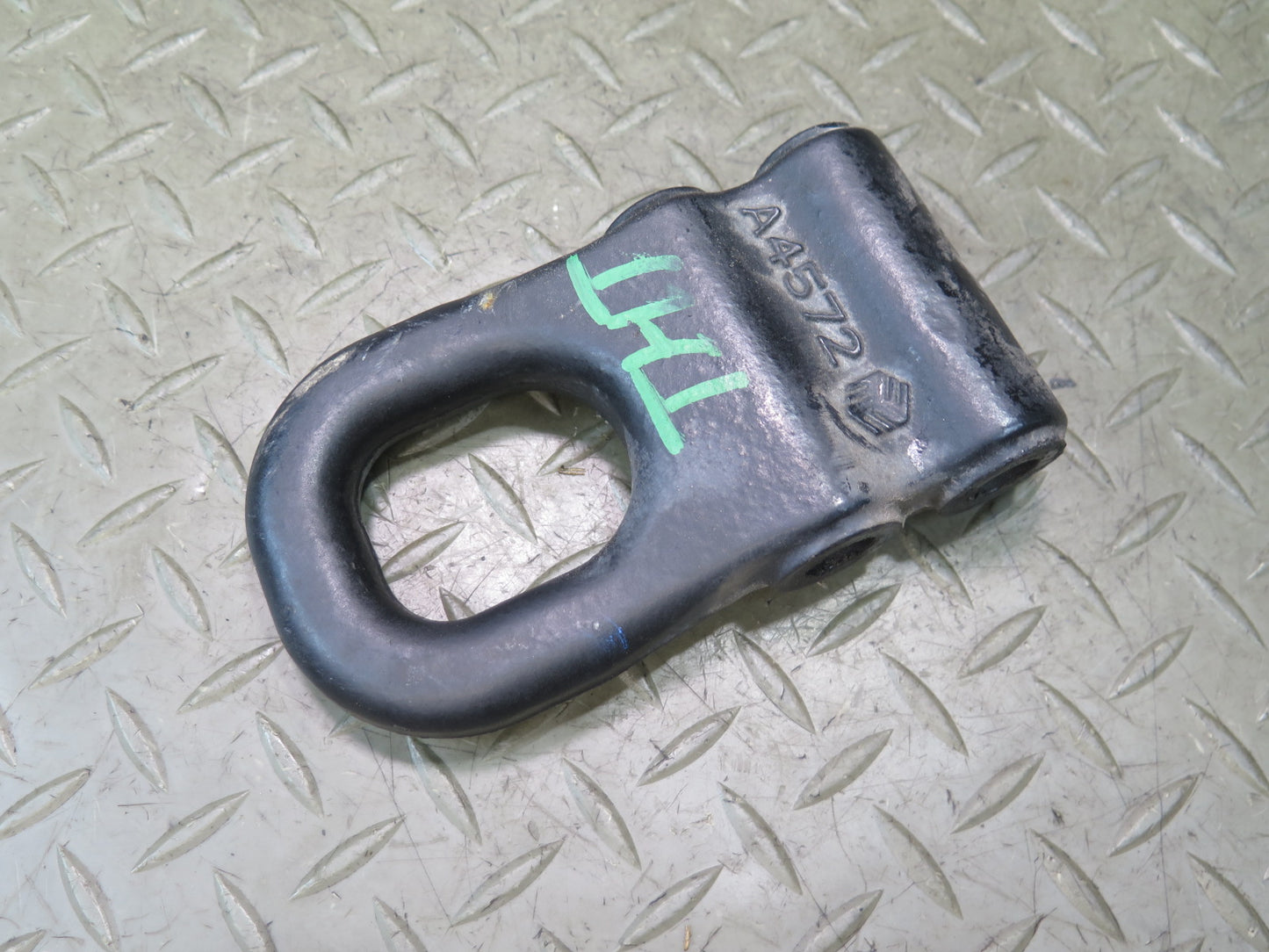 2003-2009 Hummer H2 Front Left or Right Bumper TOW Towing Hook Ring 15062628