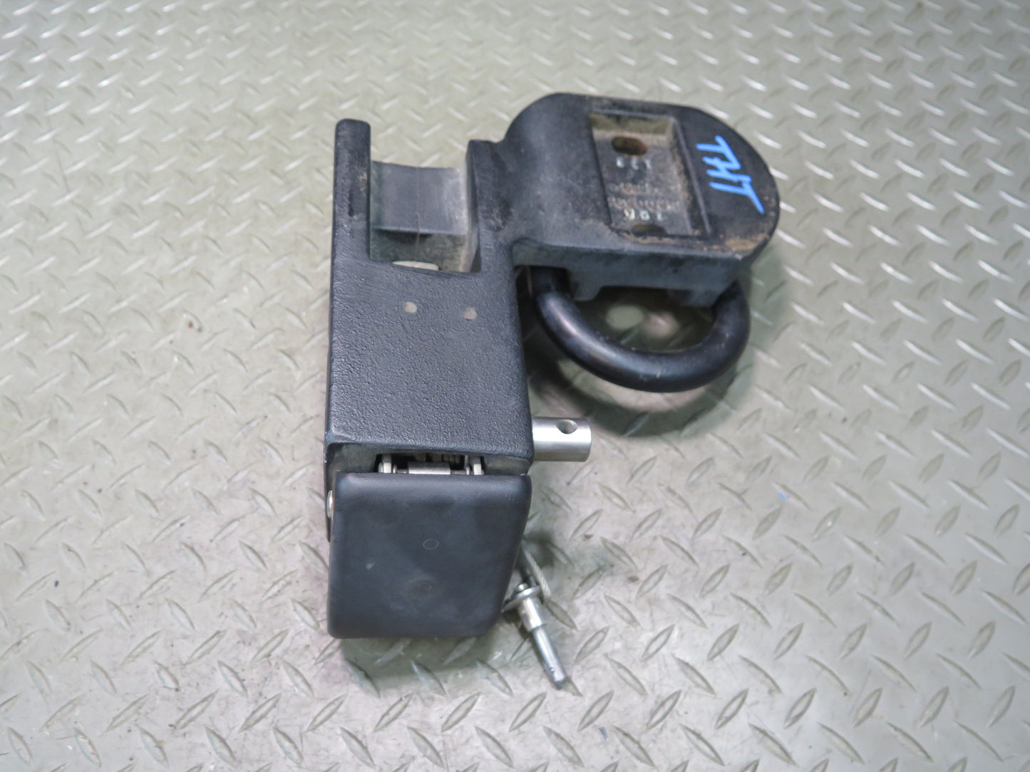 2003-2009 Hummer H2 Spare Tire Bracket Carrier Latch Hinge w Hook 15200394