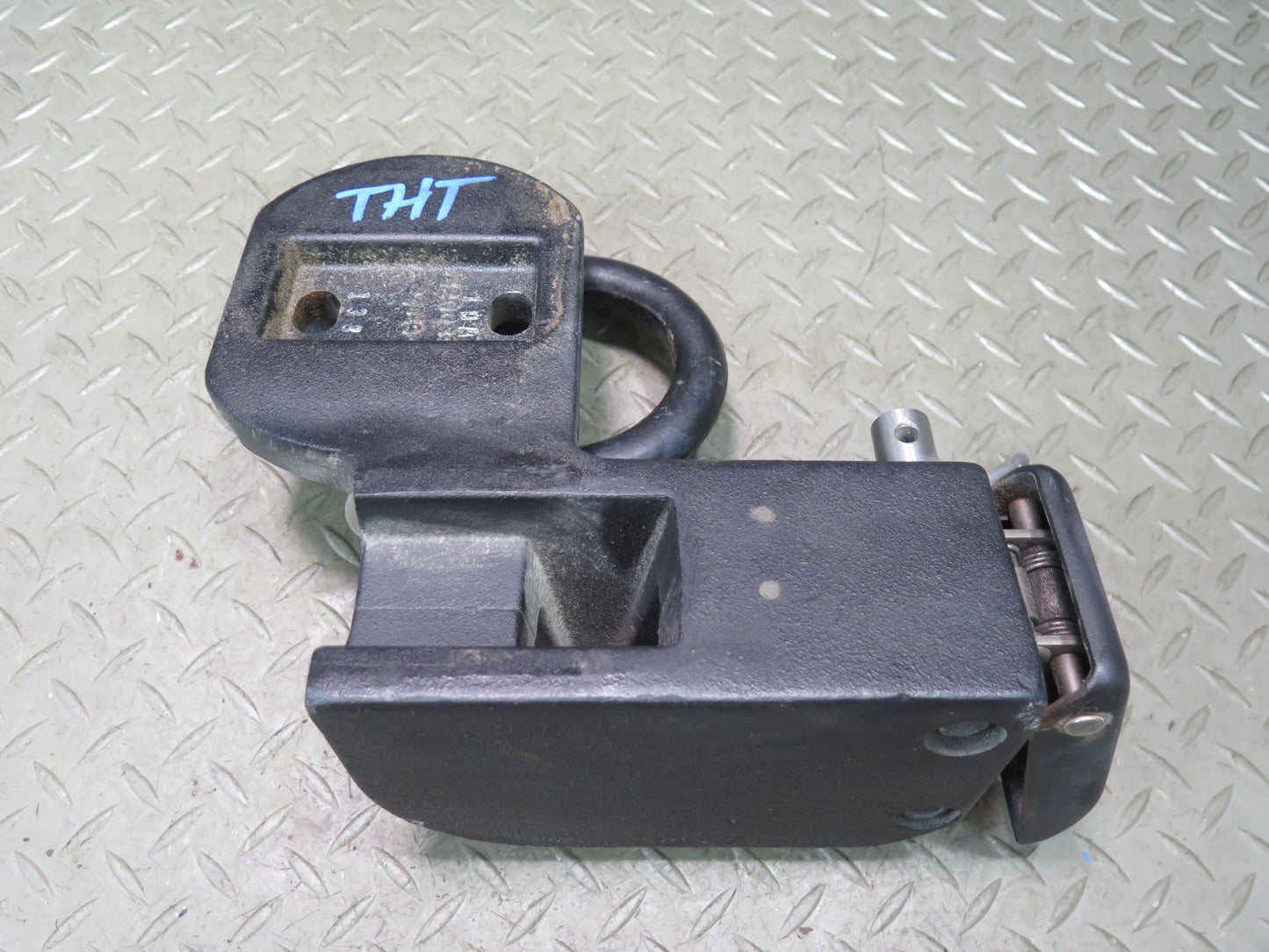 2003-2009 Hummer H2 Spare Tire Bracket Carrier Latch Hinge w Hook 15200394