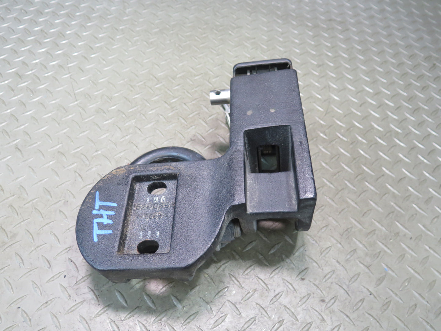 2003-2009 Hummer H2 Spare Tire Bracket Carrier Latch Hinge w Hook 15200394