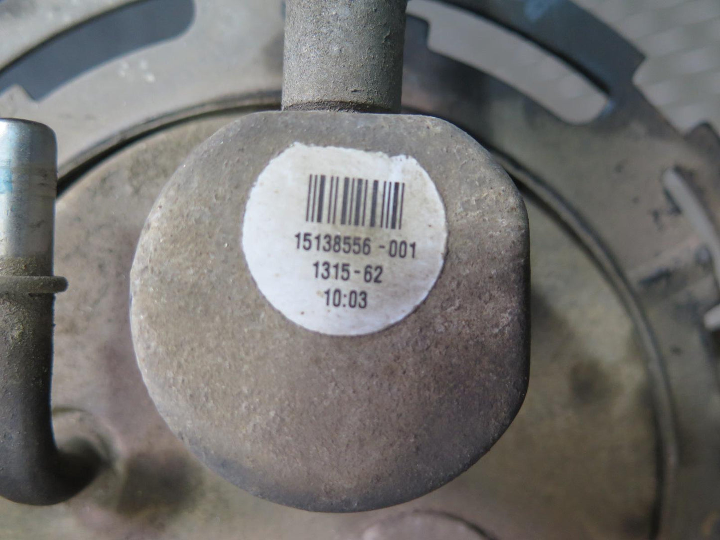 2005-2007 Hummer H2 Fuel Pump Level Sensor Assembly 15138556