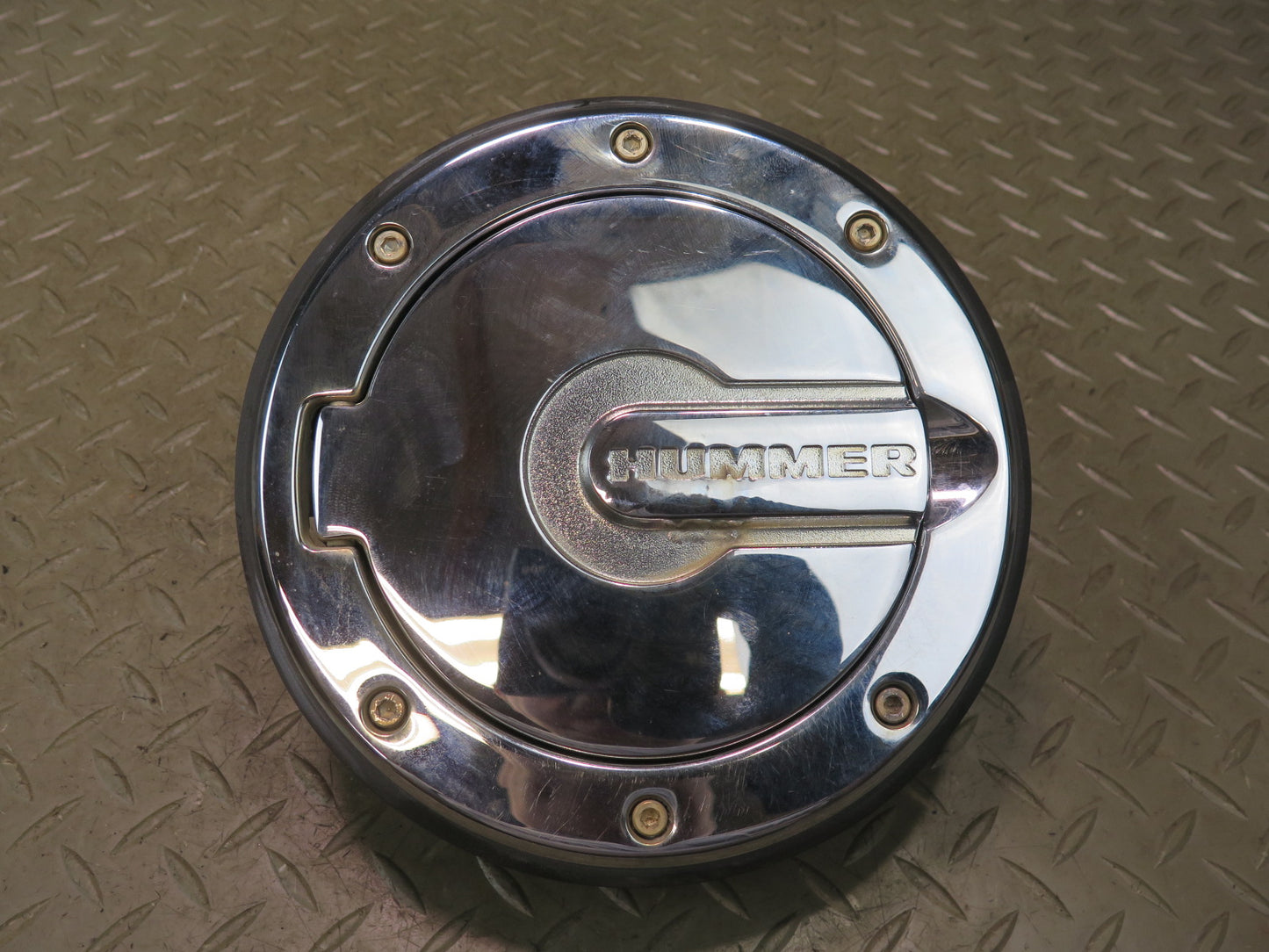 2005 Hummer H2 Fuel Tank Filler Door Lid Chrome Cover