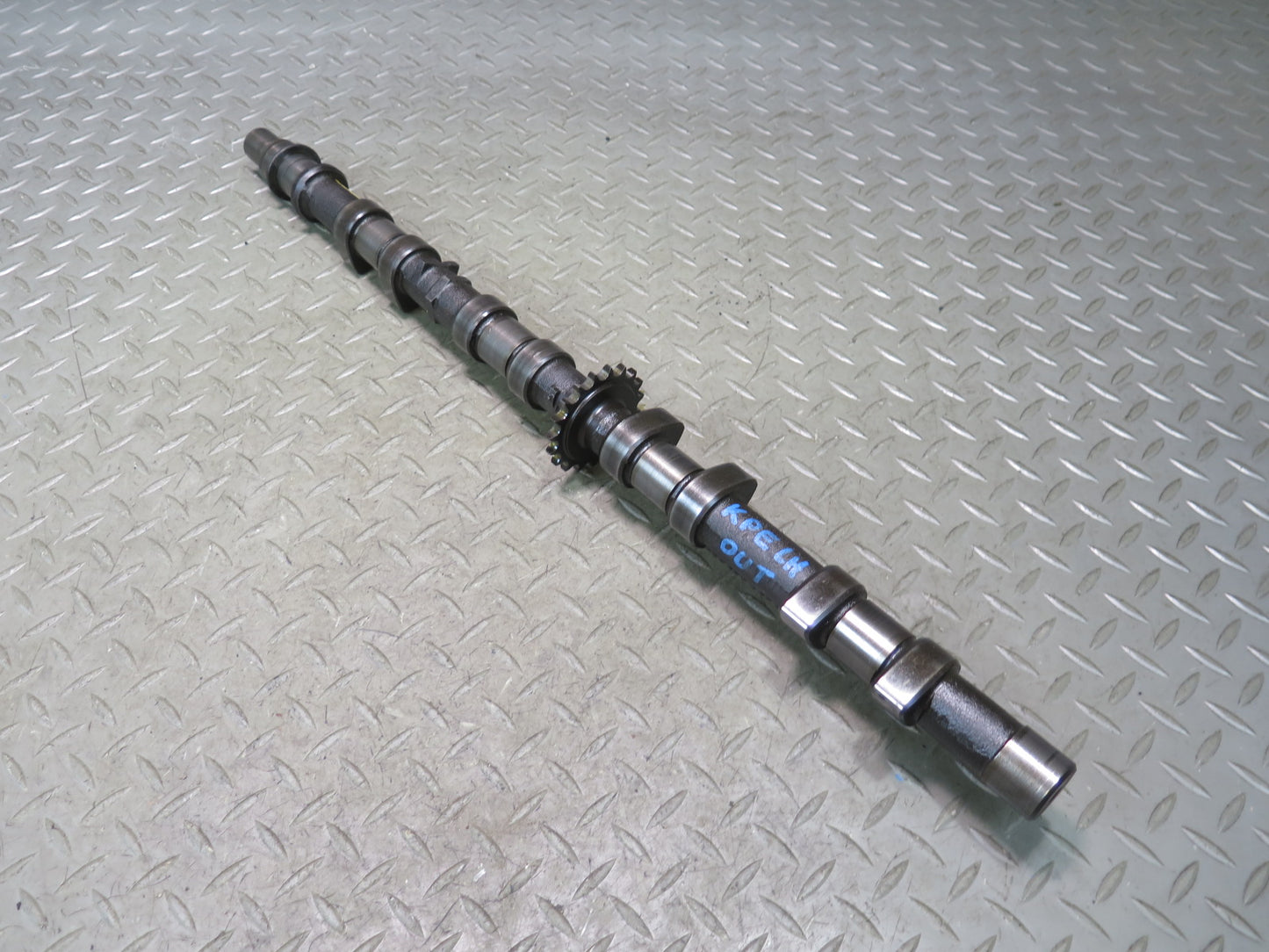 1985-1986 Porsche 928 S 5.0L V8 Engine Motor Outlet Exhaust Camshaft 5-8 CYL
