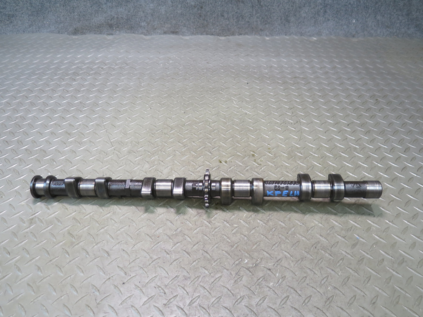 1985-1986 Porsche 928 S 5.0L V8 Engine Motor Inlet Intake Camshaft 5-8 CYL