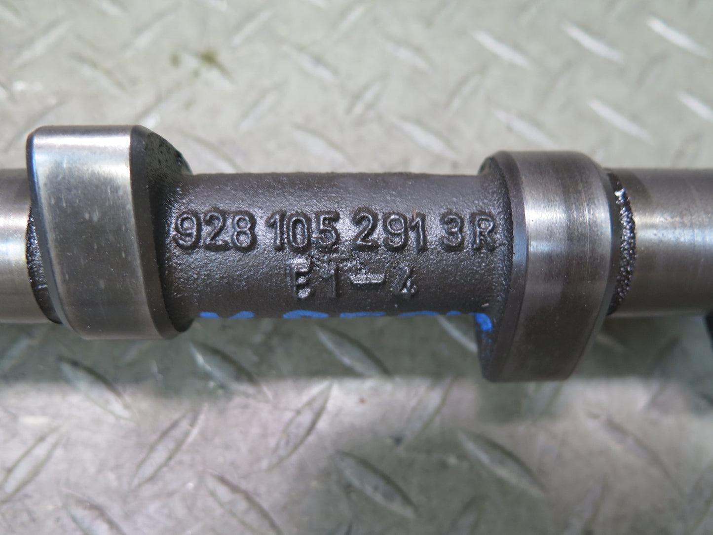 1985-1986 Porsche 928 S 5.0L V8 Engine Motor Inlet Intake Camshaft 1-4 CYL