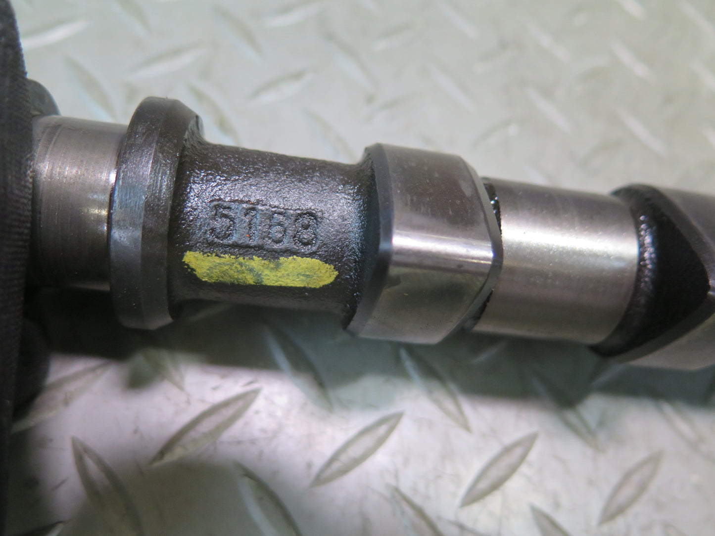 1985-1986 Porsche 928 S 5.0L V8 Engine Motor Inlet Intake Camshaft 1-4 CYL