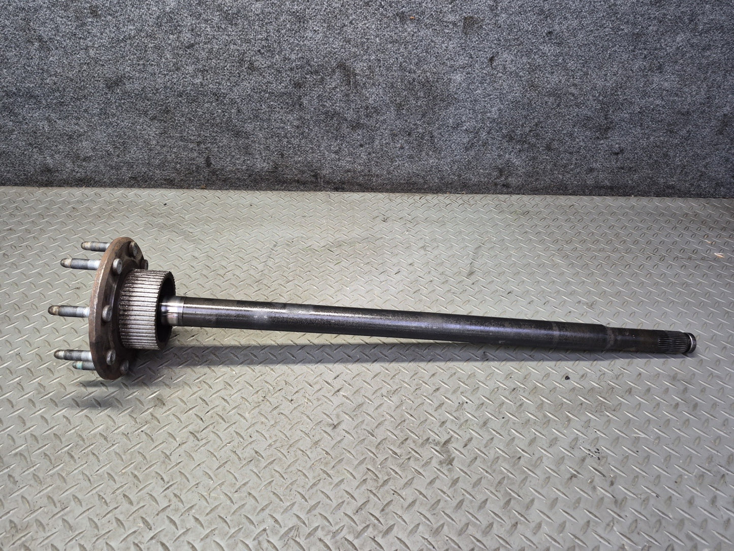 2003-2007 Hummer H2 AWD Rear Right Suspension Axle Shaft