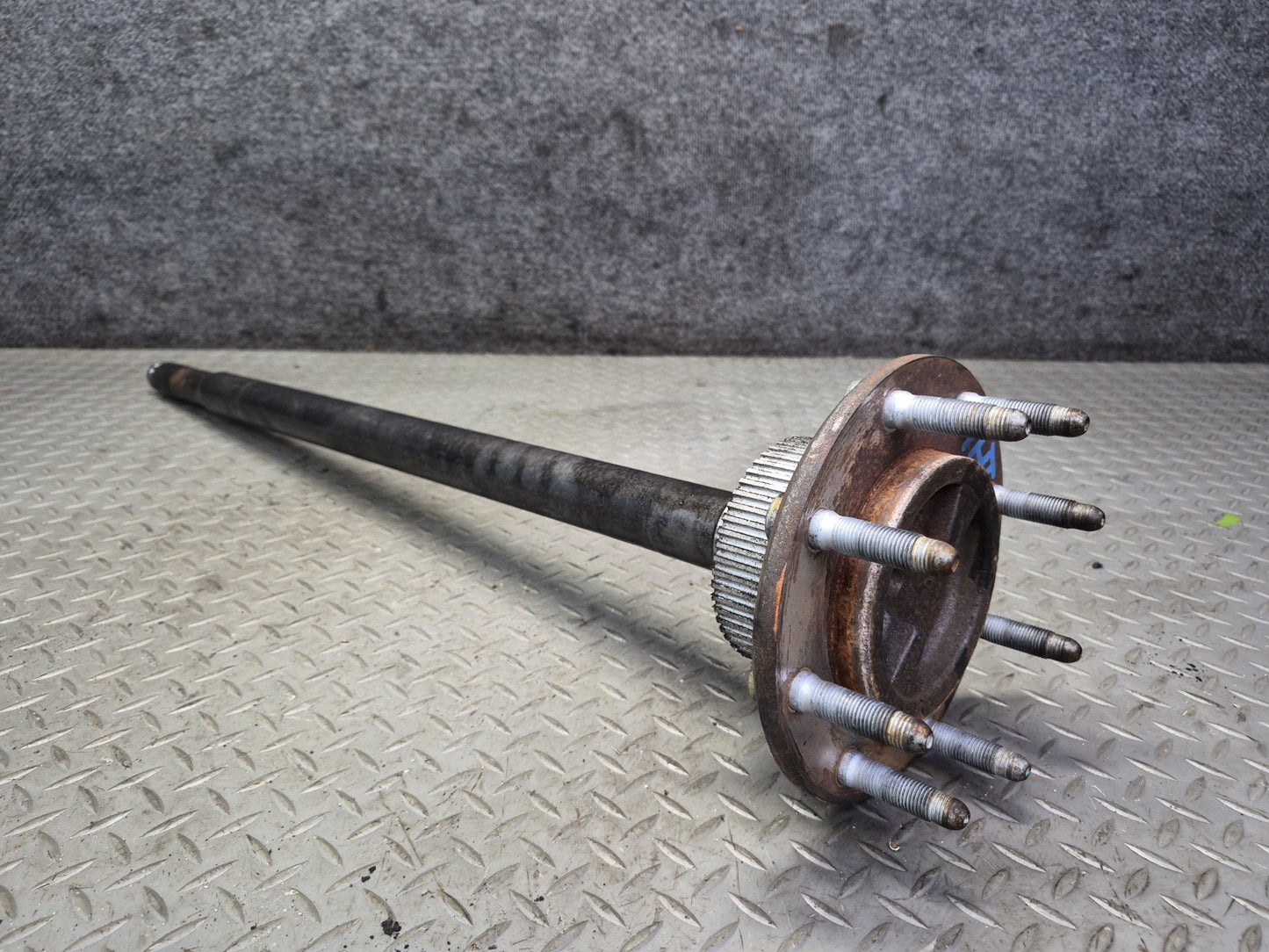 2003-2007 Hummer H2 AWD Rear Right Suspension Axle Shaft
