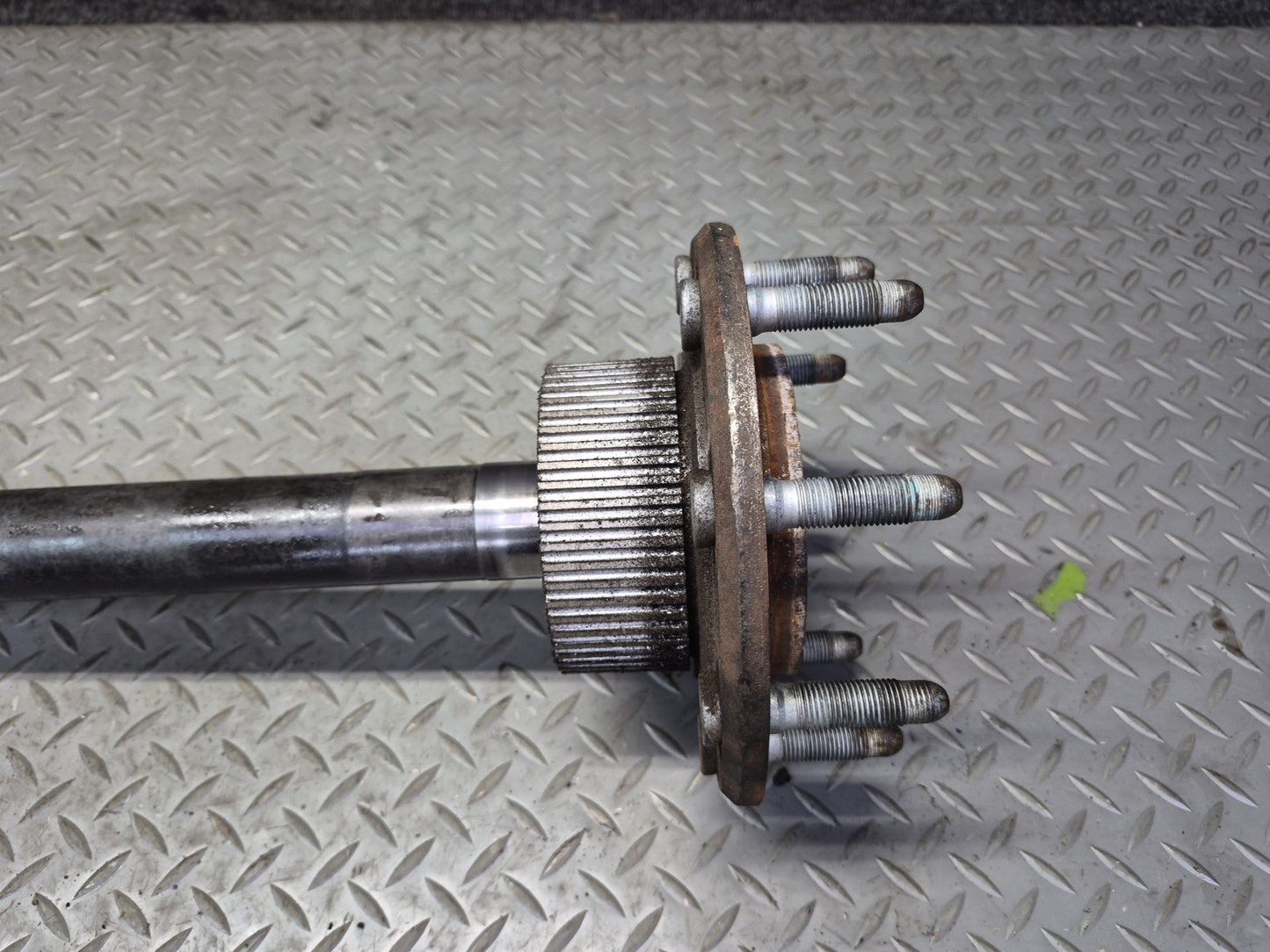 2003-2007 Hummer H2 AWD Rear Right Suspension Axle Shaft