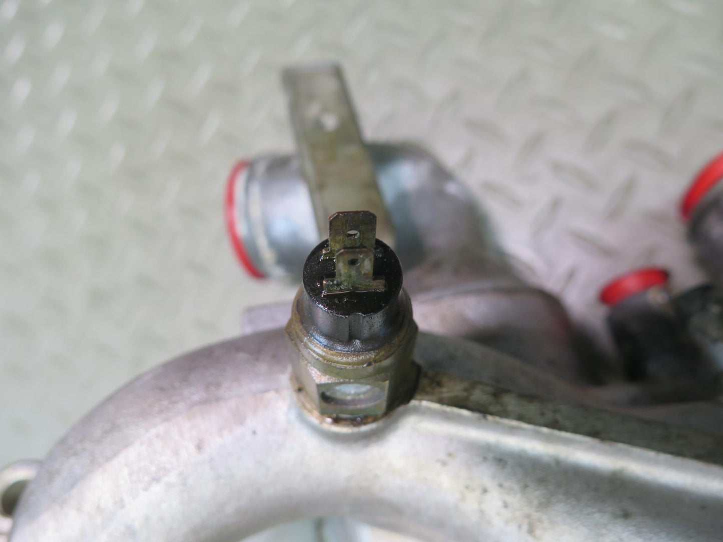 1985-1986 Porsche 928 S 5.0L V8 Engine Coolant Thermostat Housing Assembly