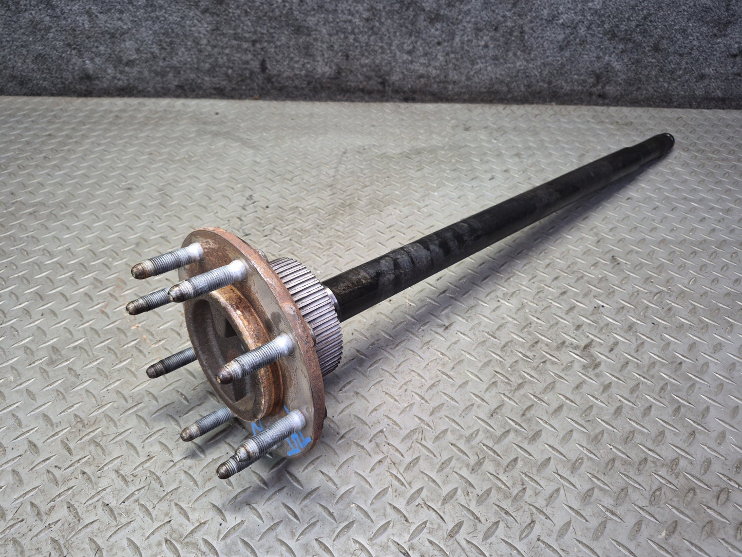 2003-2007 Hummer H2 AWD Rear Left Suspension Axle Shaft