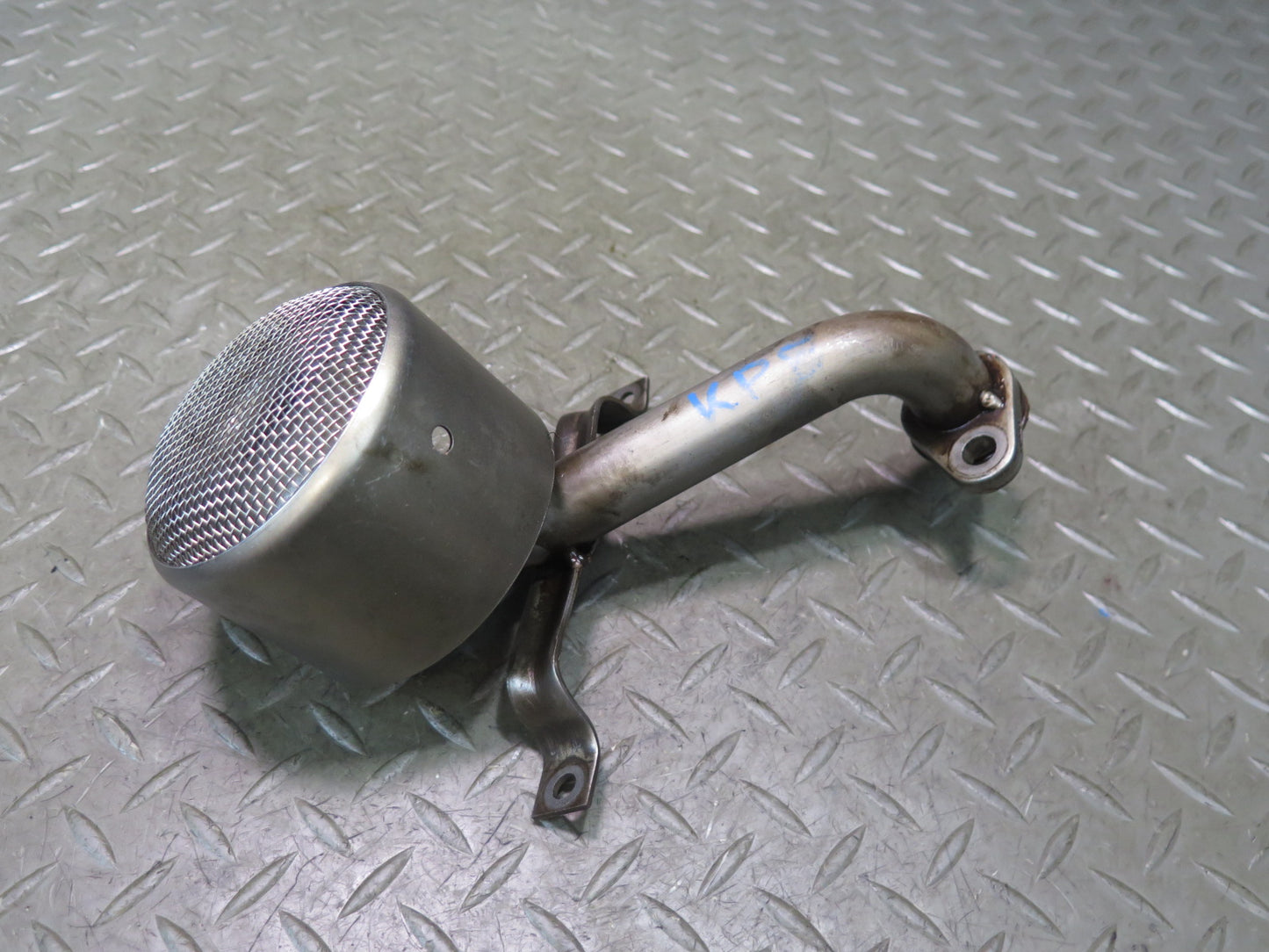 1985-1986 Porsche 928 S 5.0L V8 Engine Motor Oil Pick UP Tube