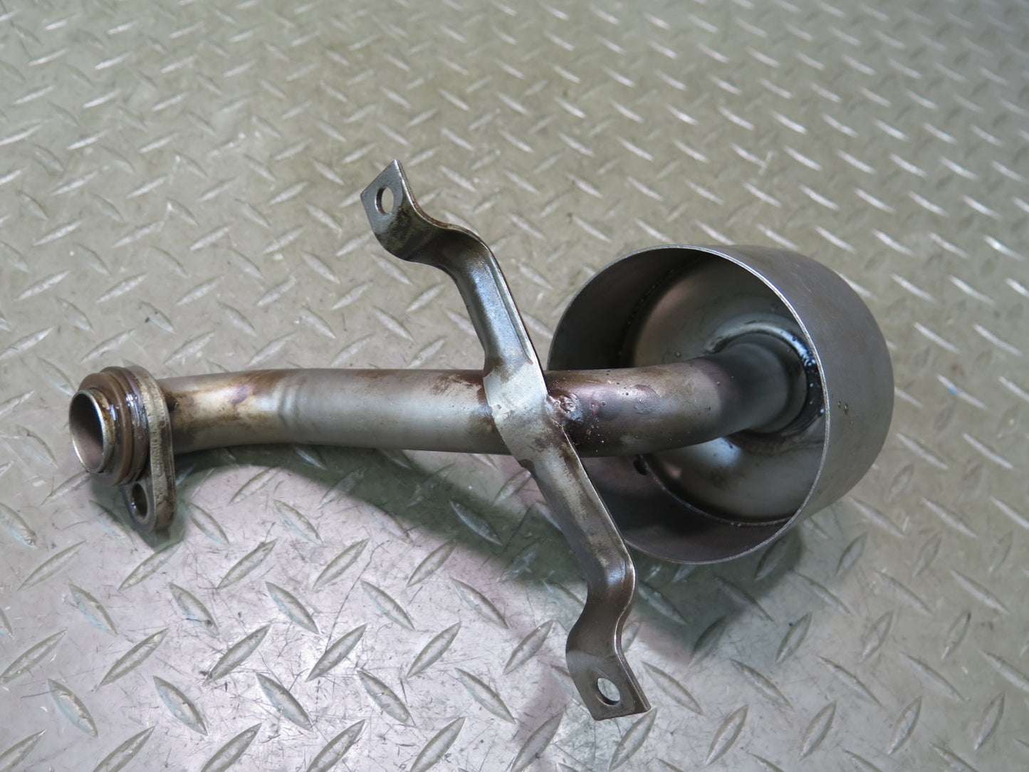 1985-1986 Porsche 928 S 5.0L V8 Engine Motor Oil Pick UP Tube