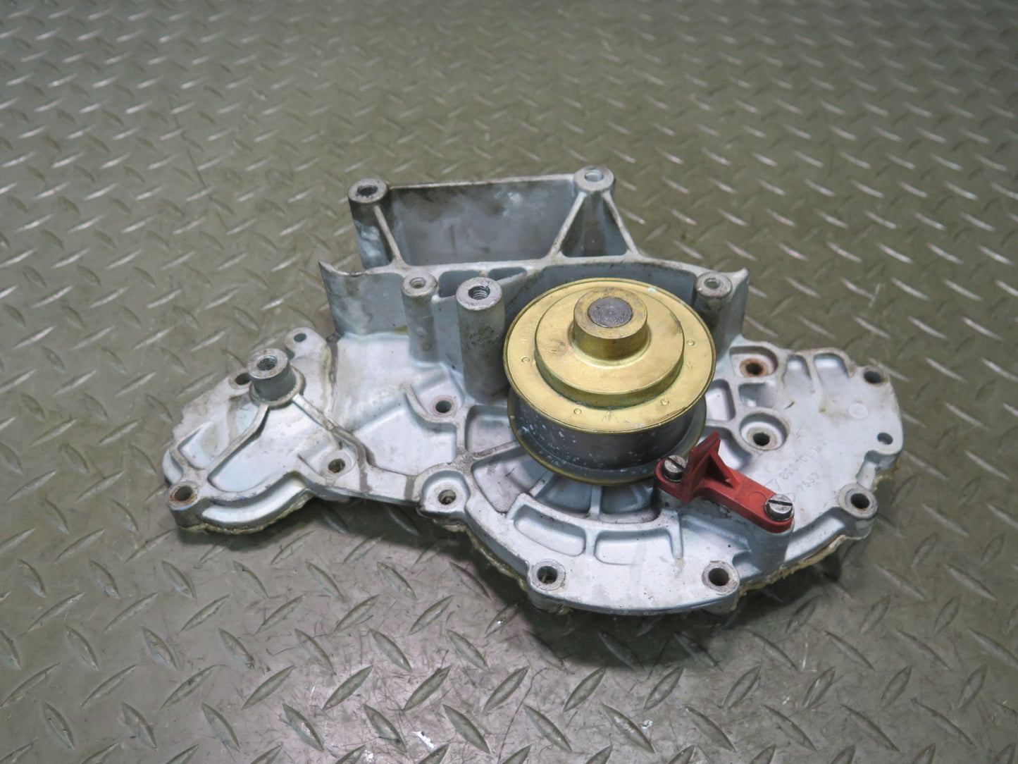 1985-1986 Porsche 928 S 5.0L V8 Engine Motor Water Coolant Pump