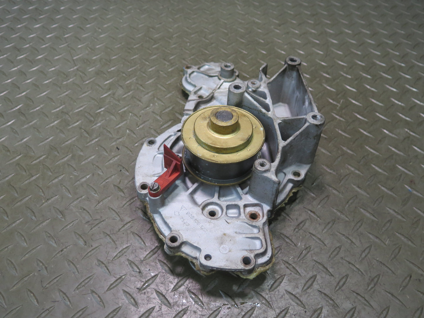 1985-1986 Porsche 928 S 5.0L V8 Engine Motor Water Coolant Pump