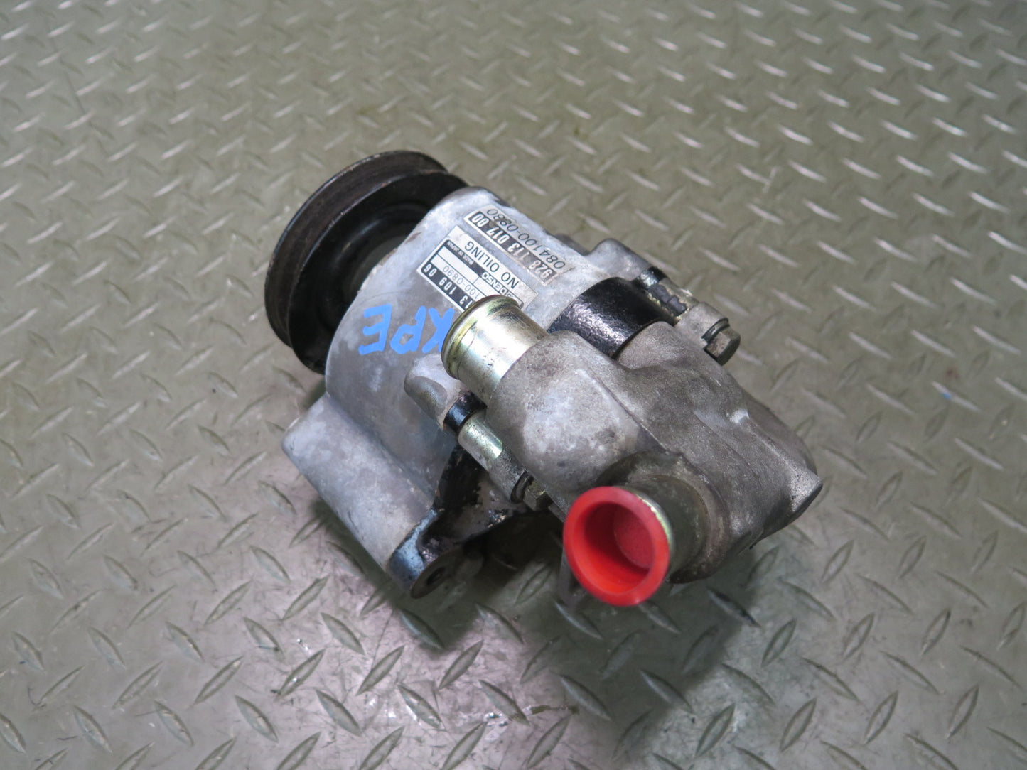 1985-1986 Porsche 928 S 5.0L V8 Air Smog Injection Auxiliary Pump 92811310906