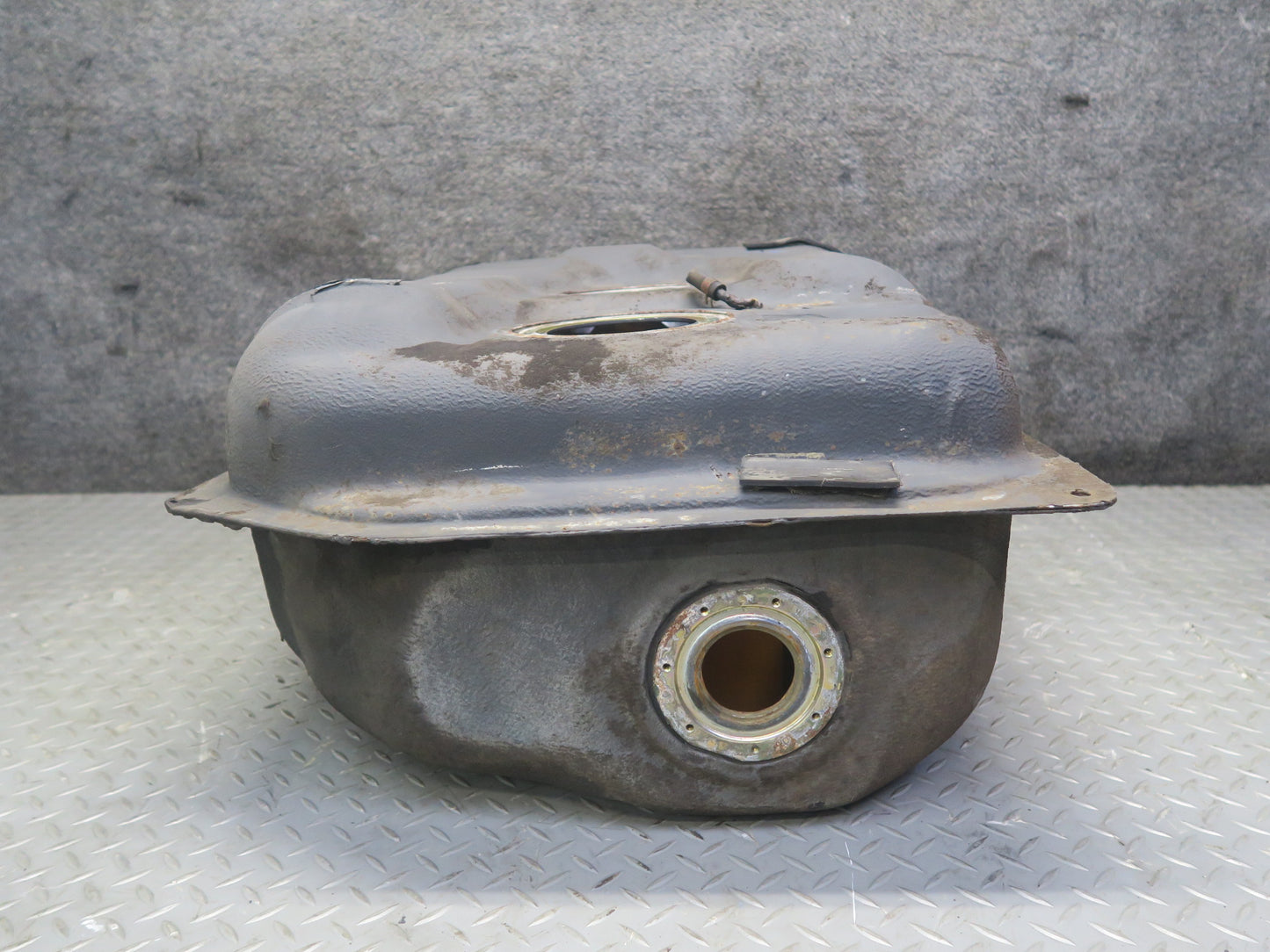 84-89 Nissan Z31 300ZX 2+0 Fuel Tank Unit OEM