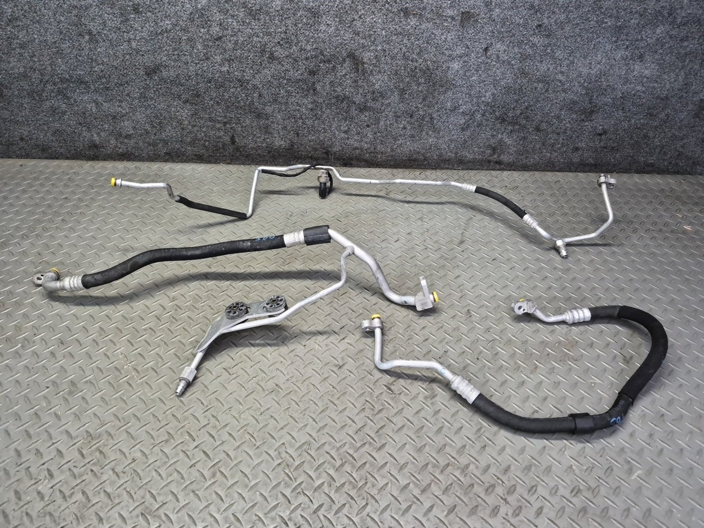 2006-2008 BMW E63 E64 M6 A/C Air Condition Hose Pipe Line Set