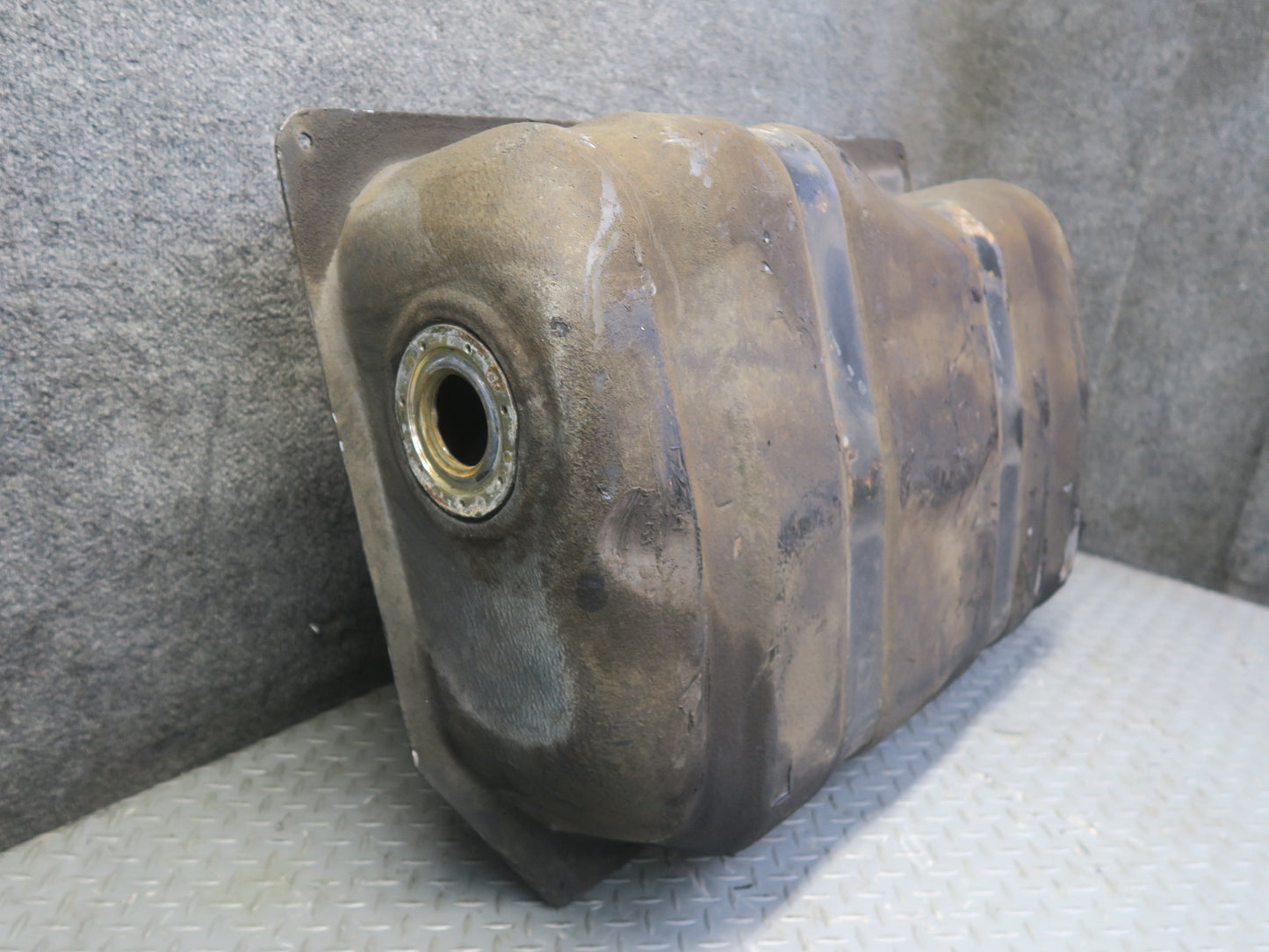 84-89 Nissan Z31 300ZX 2+0 Fuel Tank Unit OEM