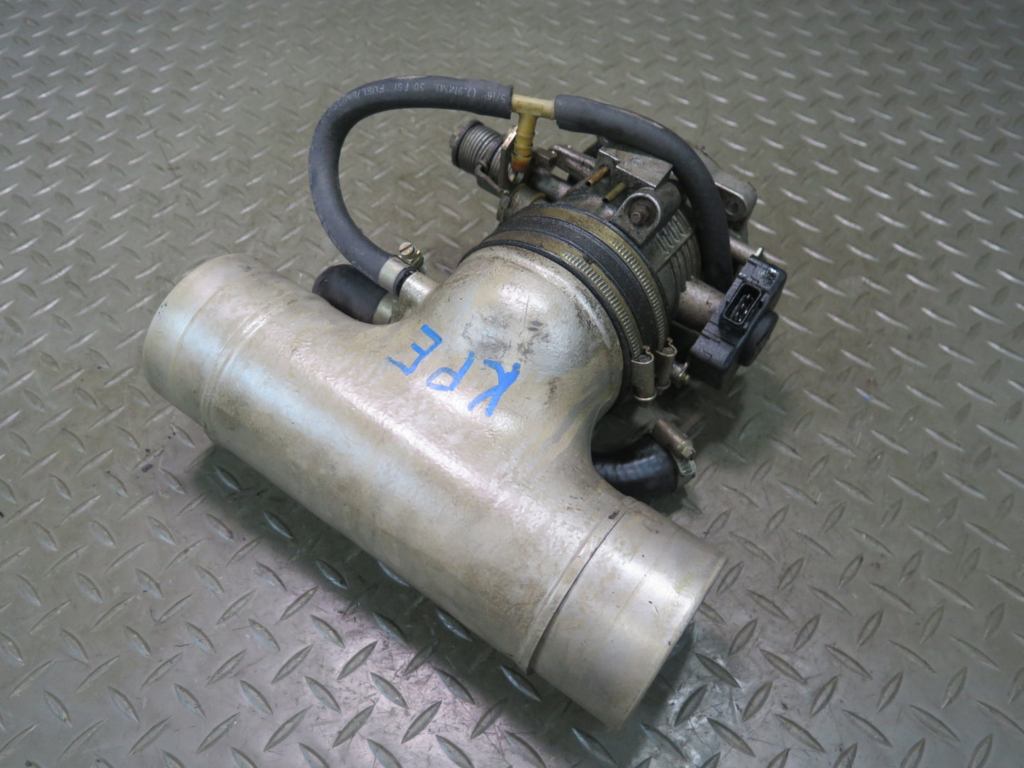 1985-1986 Porsche 928 S 5.0L V8 Engine Intake Manifold T Pipe W/ Throttle Body