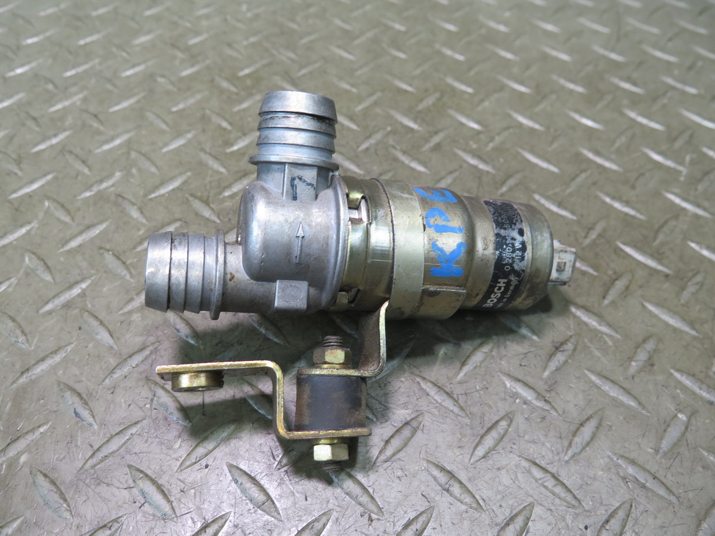 1985-1986 Porsche 928 S 5.0L V8 Engine Idle Air Control Valve ICV Bosch