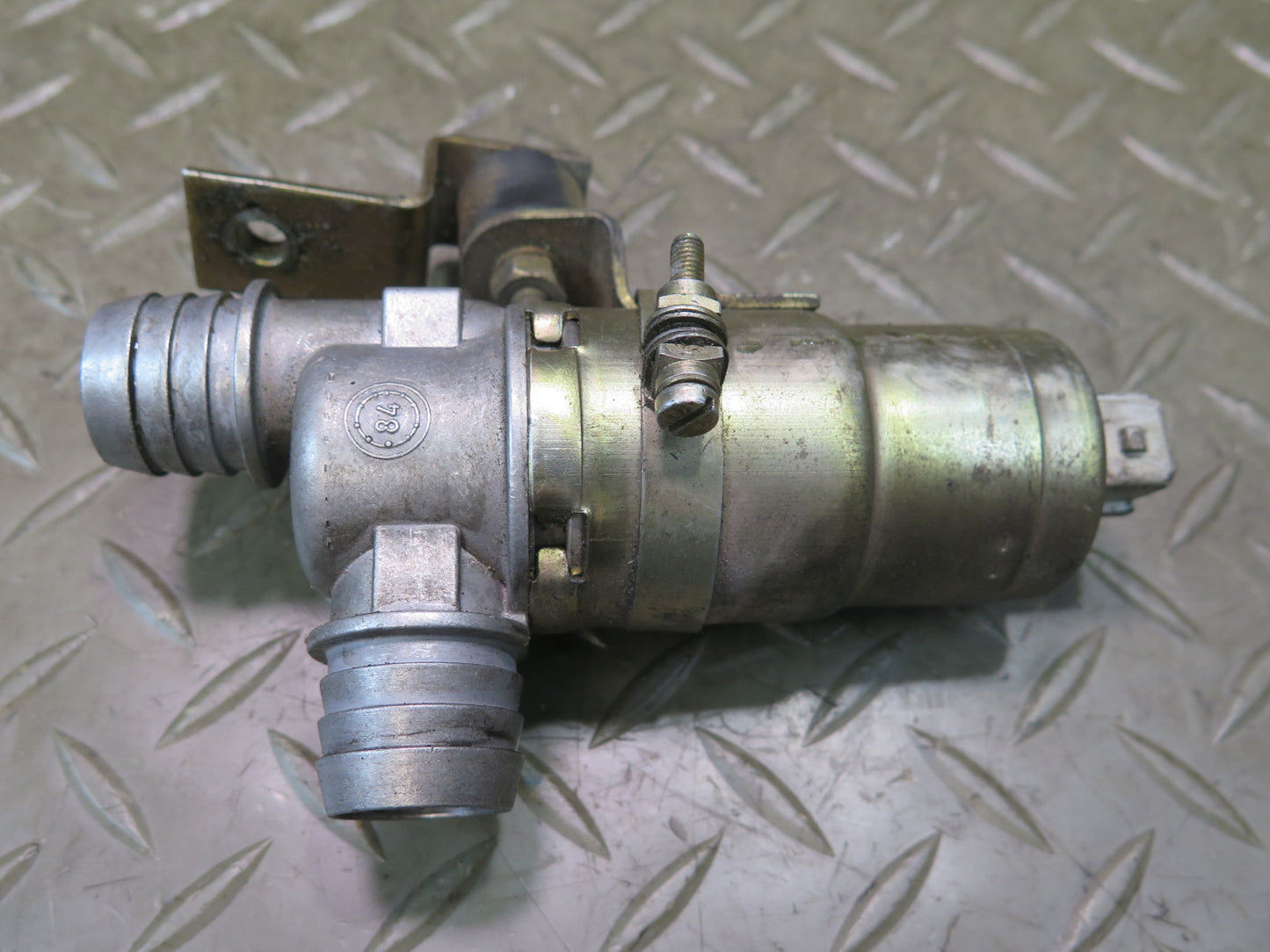 1985-1986 Porsche 928 S 5.0L V8 Engine Idle Air Control Valve ICV Bosch