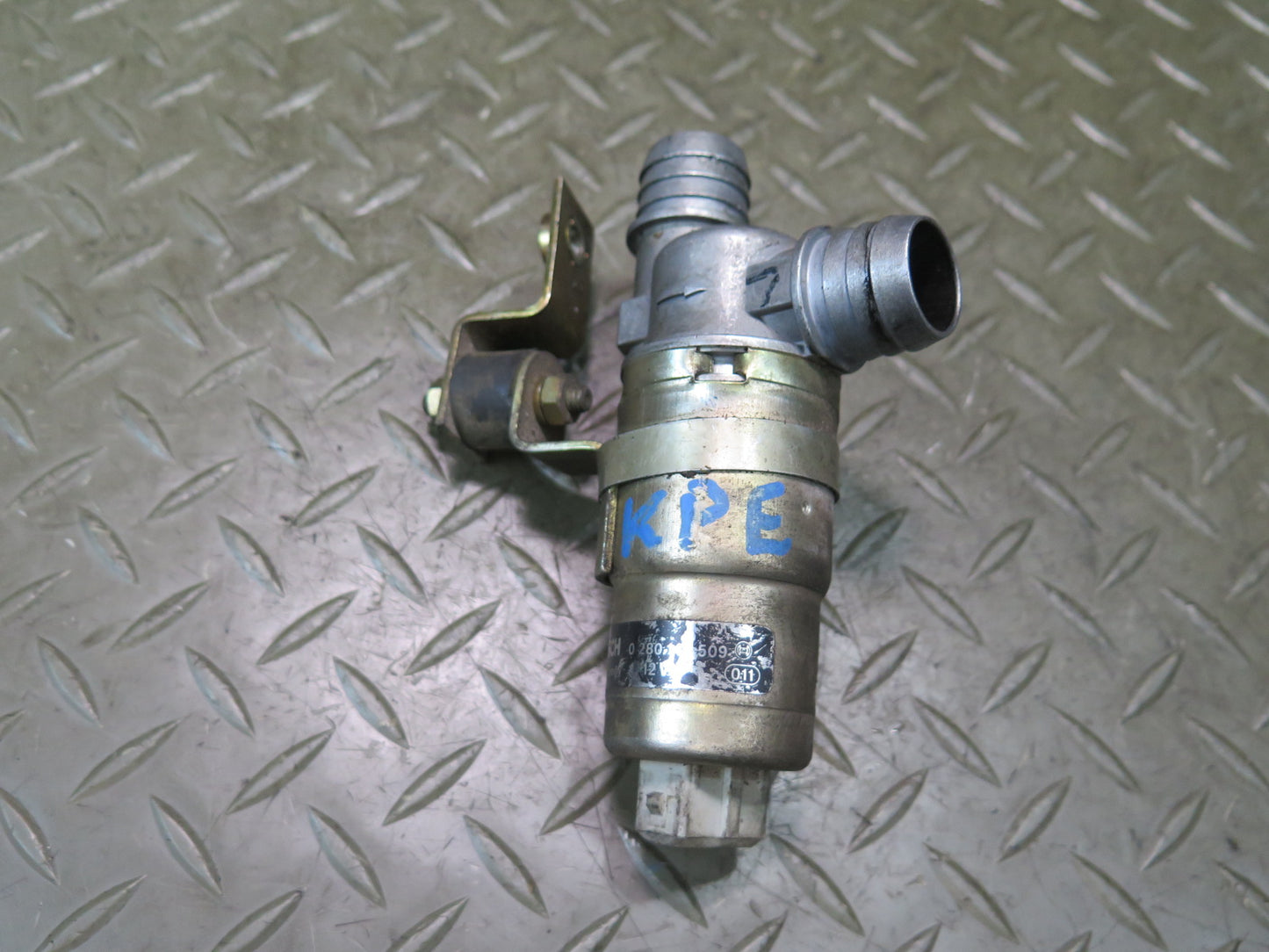 1985-1986 Porsche 928 S 5.0L V8 Engine Idle Air Control Valve ICV Bosch