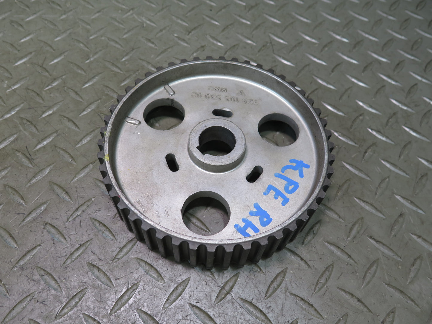 1985-1986 Porsche 928 S 5.0L V8 Engine Camshaft Timing Gear Sprocket Set