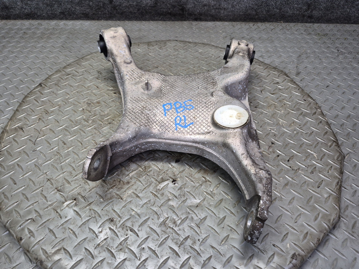 2006-2010 BMW E63 E64 M6 Rear Left Side Suspension Lower Control Arm Set