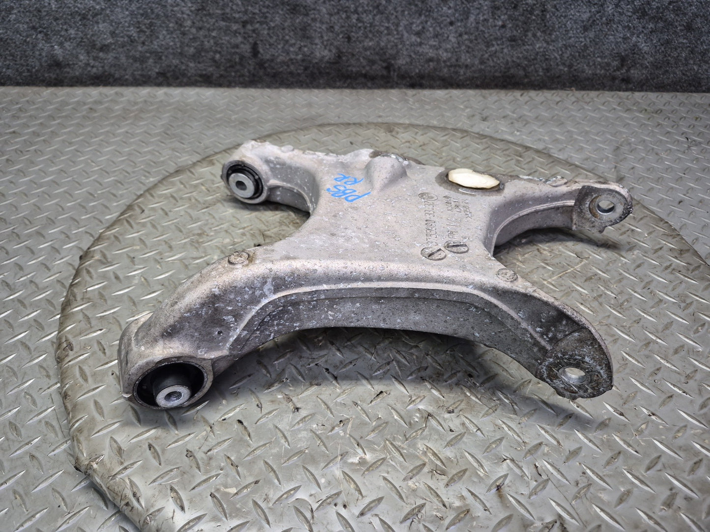 2006-2010 BMW E63 E64 M6 Rear Right Side Suspension Lower Control Arm Set