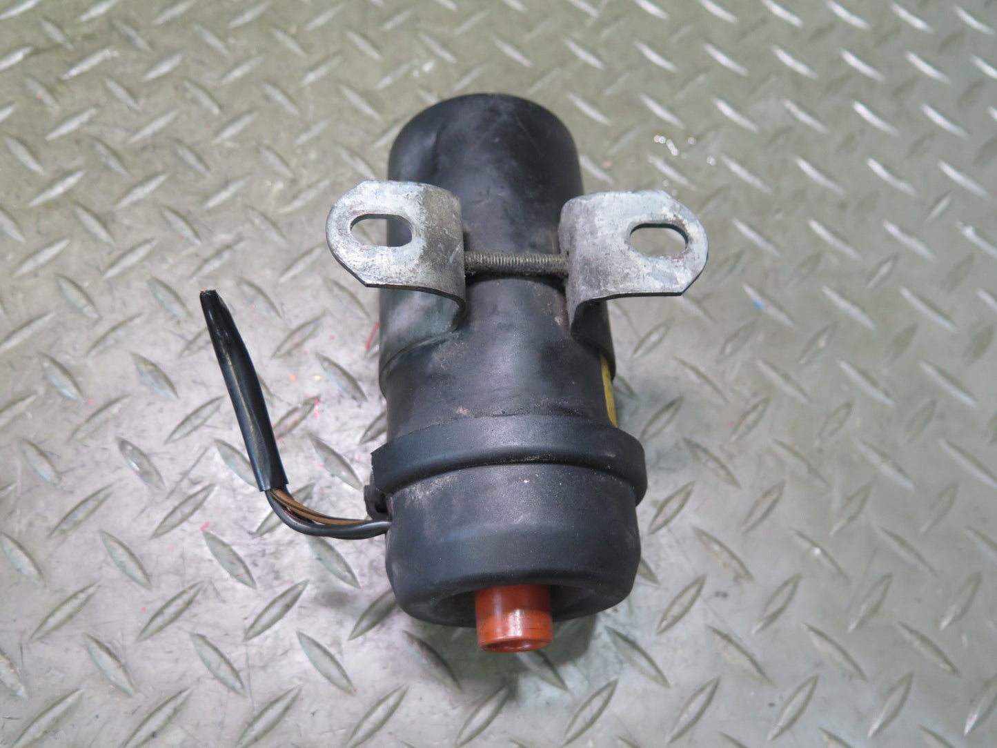 1985-1986 Porsche 928 S 5.0L V8 Engine Motor Ignition Coil Set