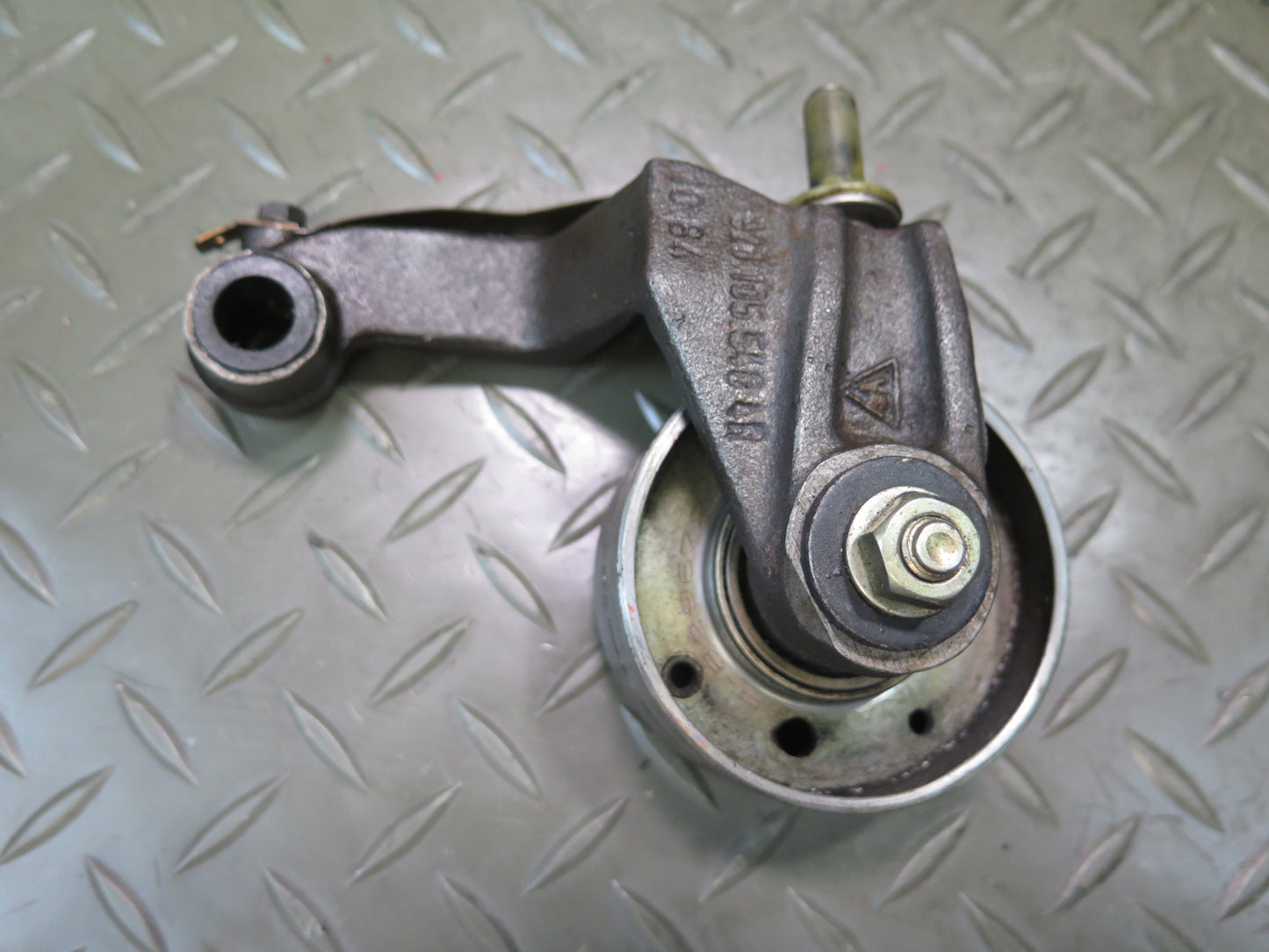 1985-1986 Porsche 928 S 5.0L V8 Engine Motor Timing Belt Tensioner Pulley Set