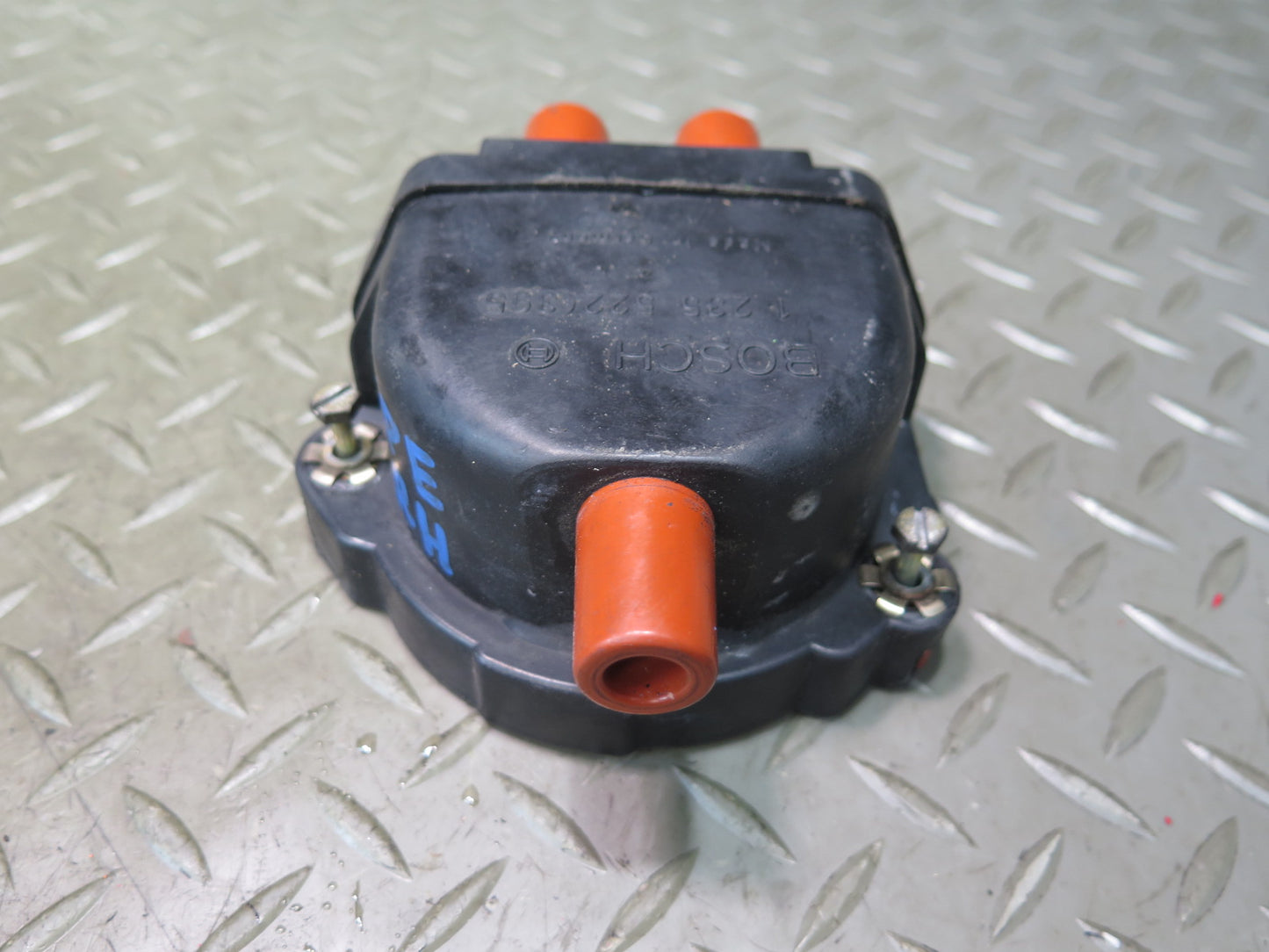 1985-1986 Porsche 928 S 5.0L V8 Engine Distributor Cap W/ Rotor Set