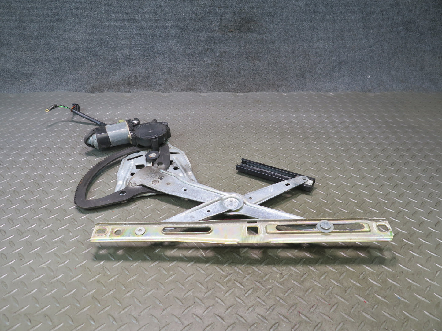 94-02 Mercedes R129 SL500 Right Door Window Regulator w Motor OEM