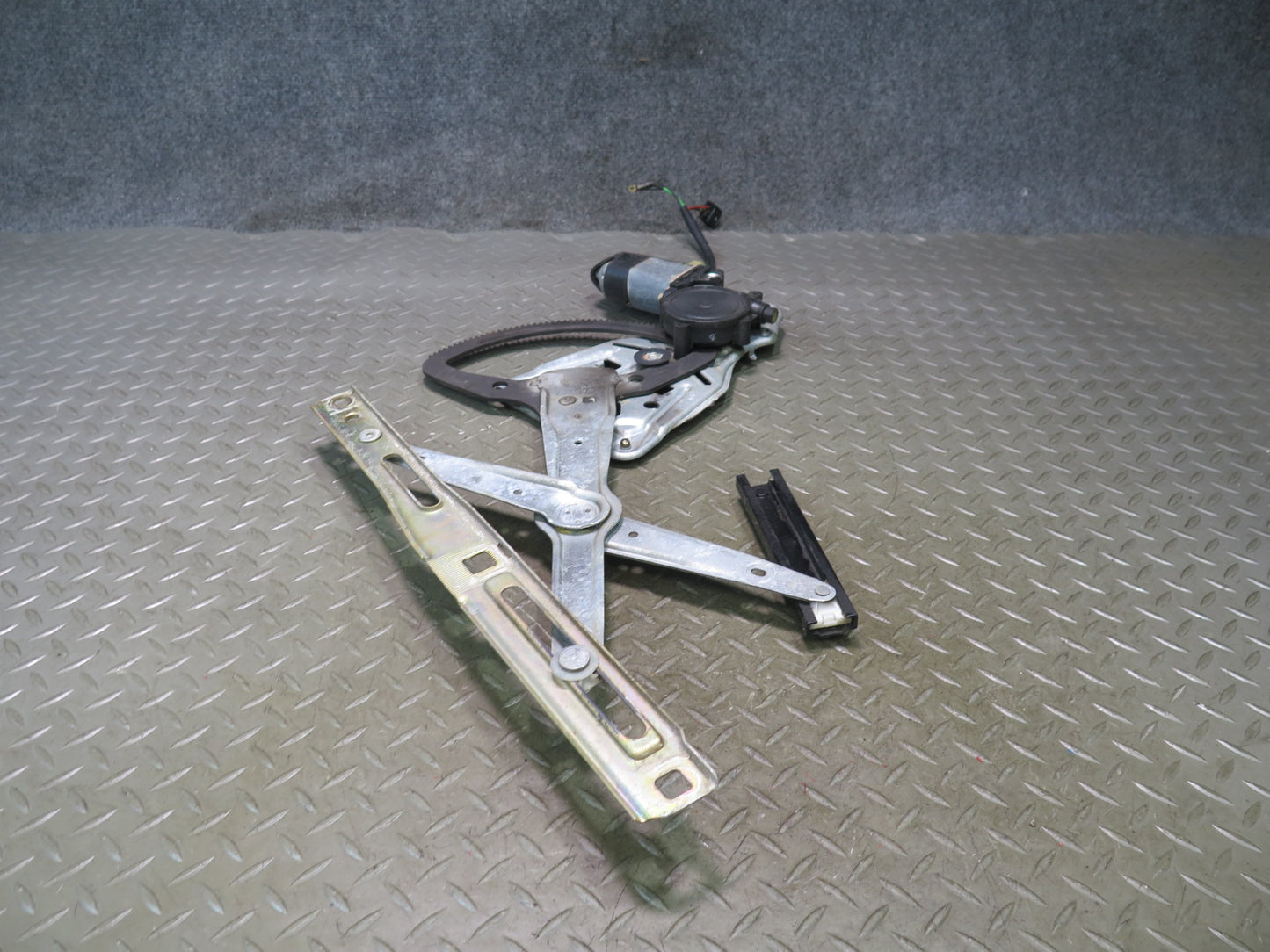 94-02 Mercedes R129 SL500 Right Door Window Regulator w Motor OEM