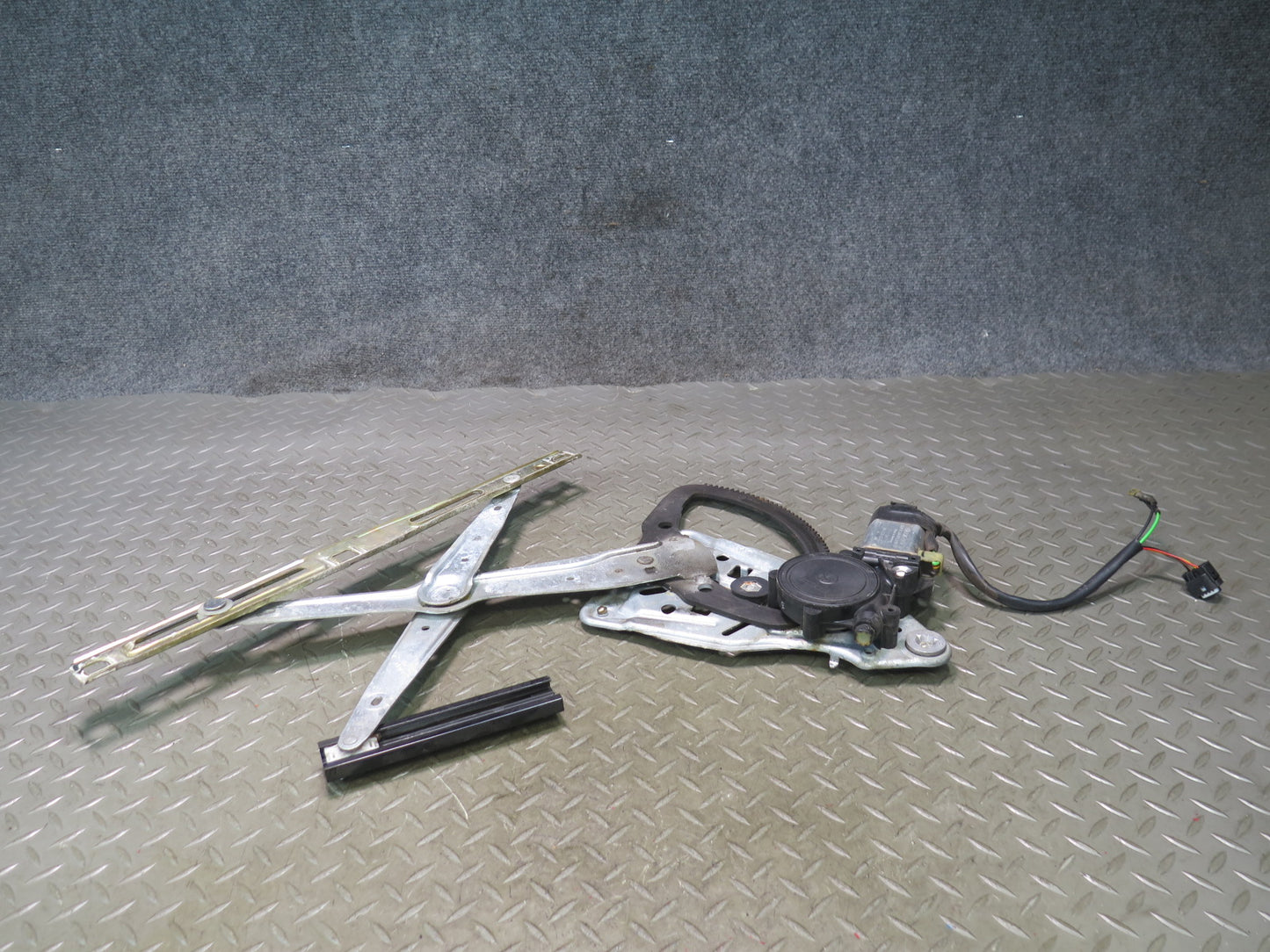 94-02 Mercedes R129 SL500 Right Door Window Regulator w Motor OEM