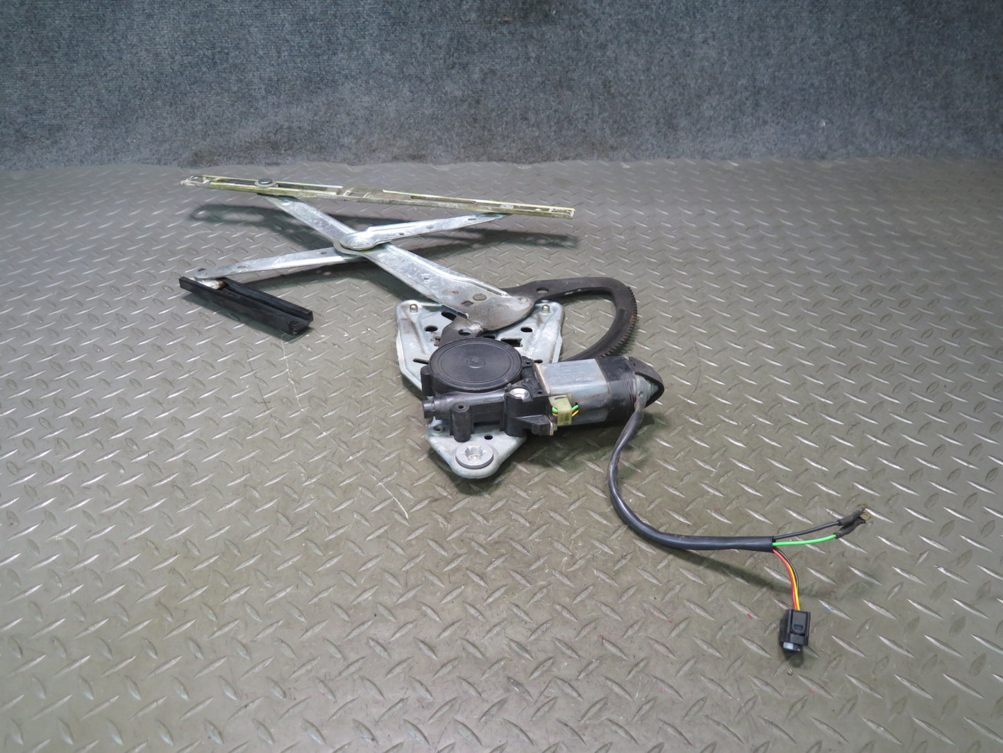 94-02 Mercedes R129 SL500 Right Door Window Regulator w Motor OEM