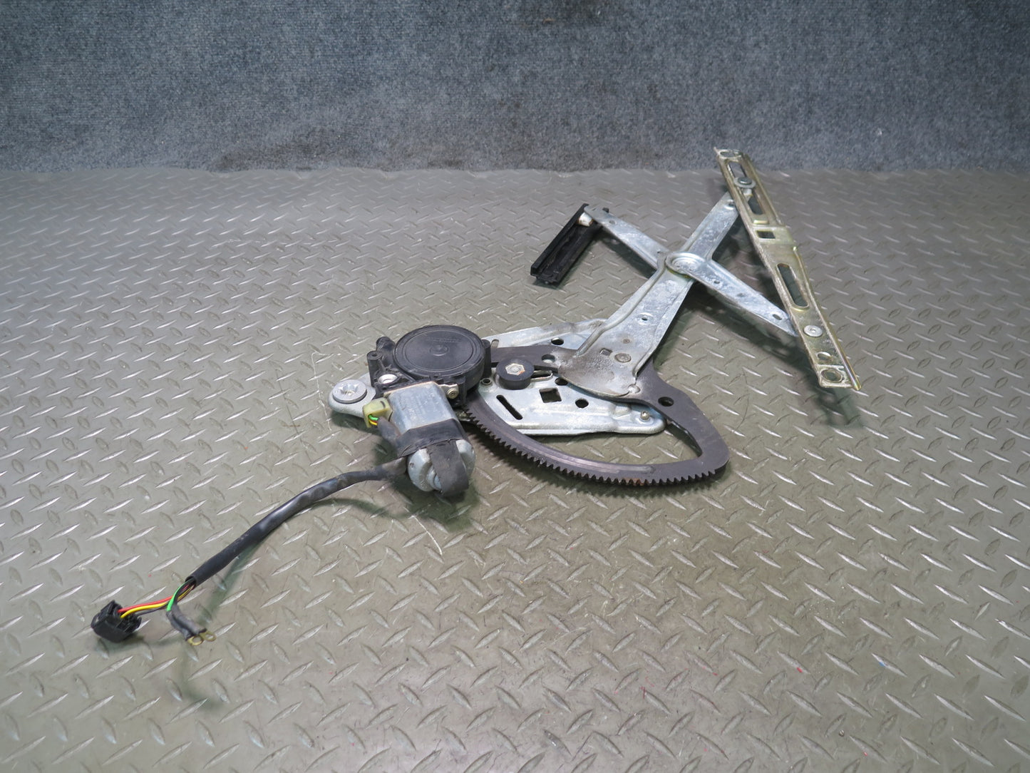 94-02 Mercedes R129 SL500 Right Door Window Regulator w Motor OEM