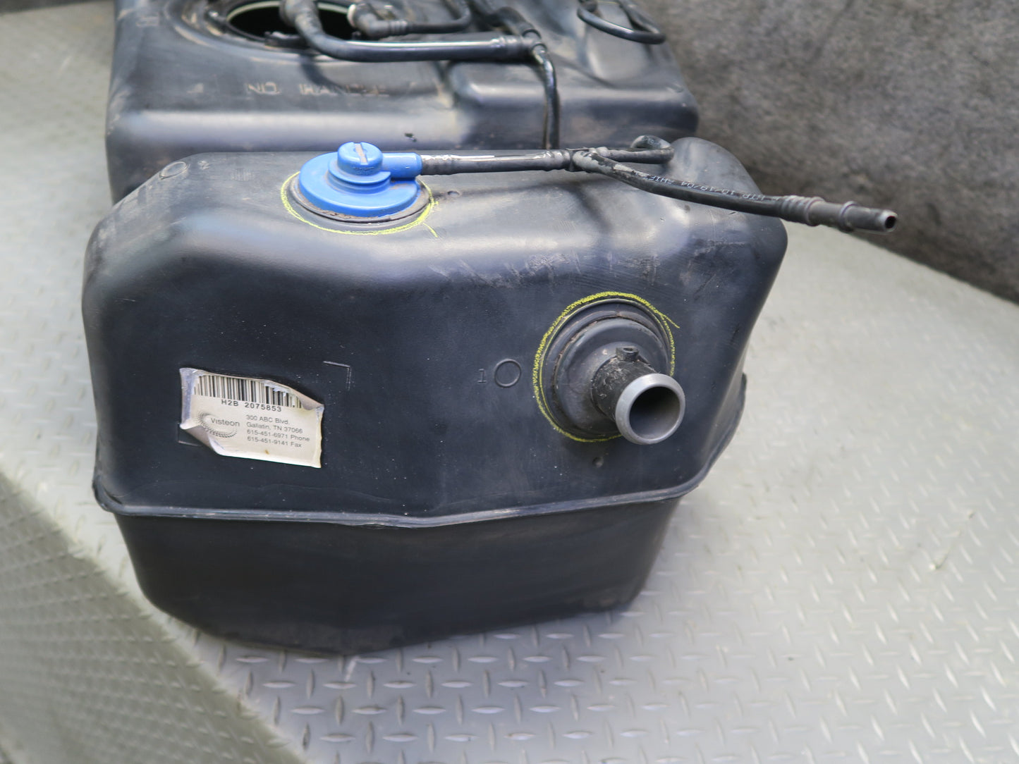 2004-2007 Hummer H2 6.0L Gas Fuel Tank Unit