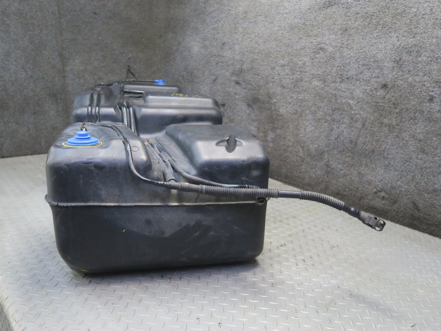 2004-2007 Hummer H2 6.0L Gas Fuel Tank Unit