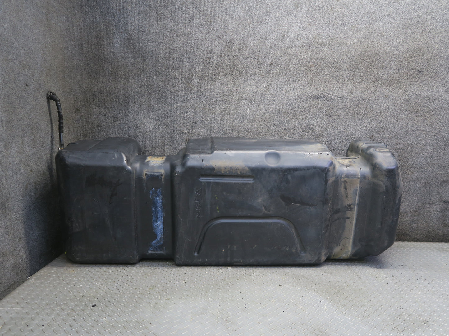 2004-2007 Hummer H2 6.0L Gas Fuel Tank Unit