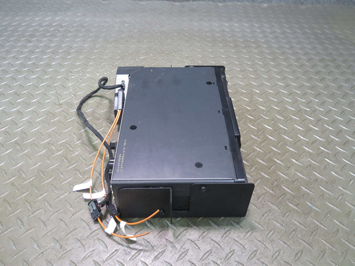 94-02 Mercedes R129 SL CD Changer Player w Magazine 0028207989 OEM