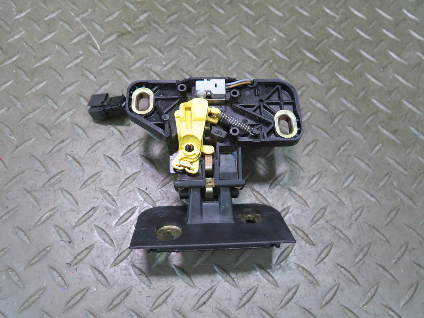 94-02 Mercedes R129 SL500 SL600 Rear Trunk Lock Latch OEM