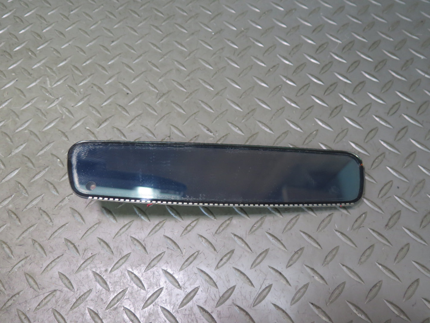 96-02 Mercedes R129 SL500 Auto Dimming Interior Rear View Mirror Glass Only OEM