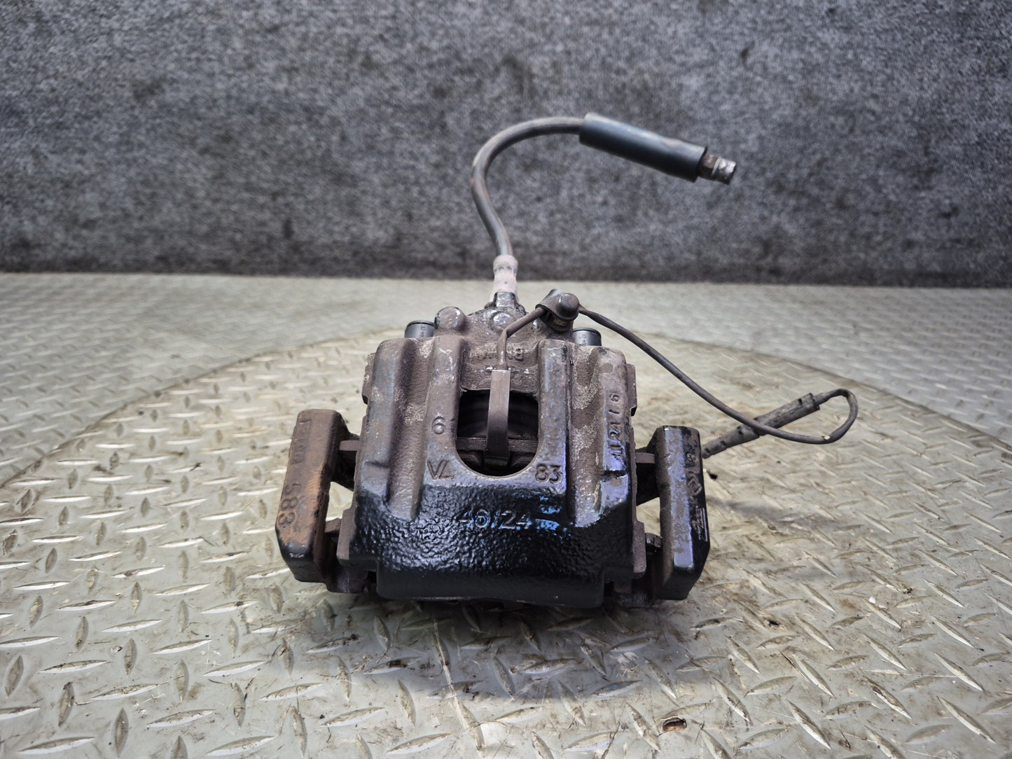 2006-2010 BMW E63 E64 M6 Rear Left & Right Side Brake Caliper Set of 2
